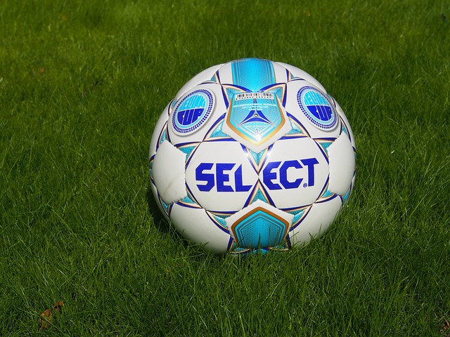 尤其在中场 尤其在中场